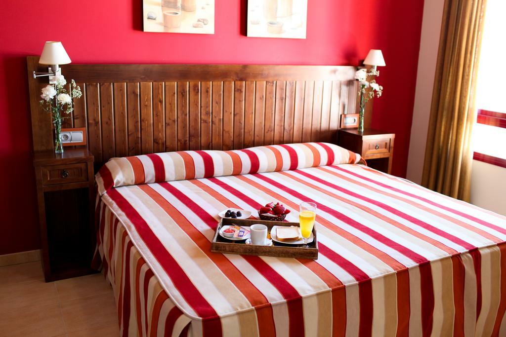 Hotel Rocio Вильяфранка-де-Кордова Экстерьер фото